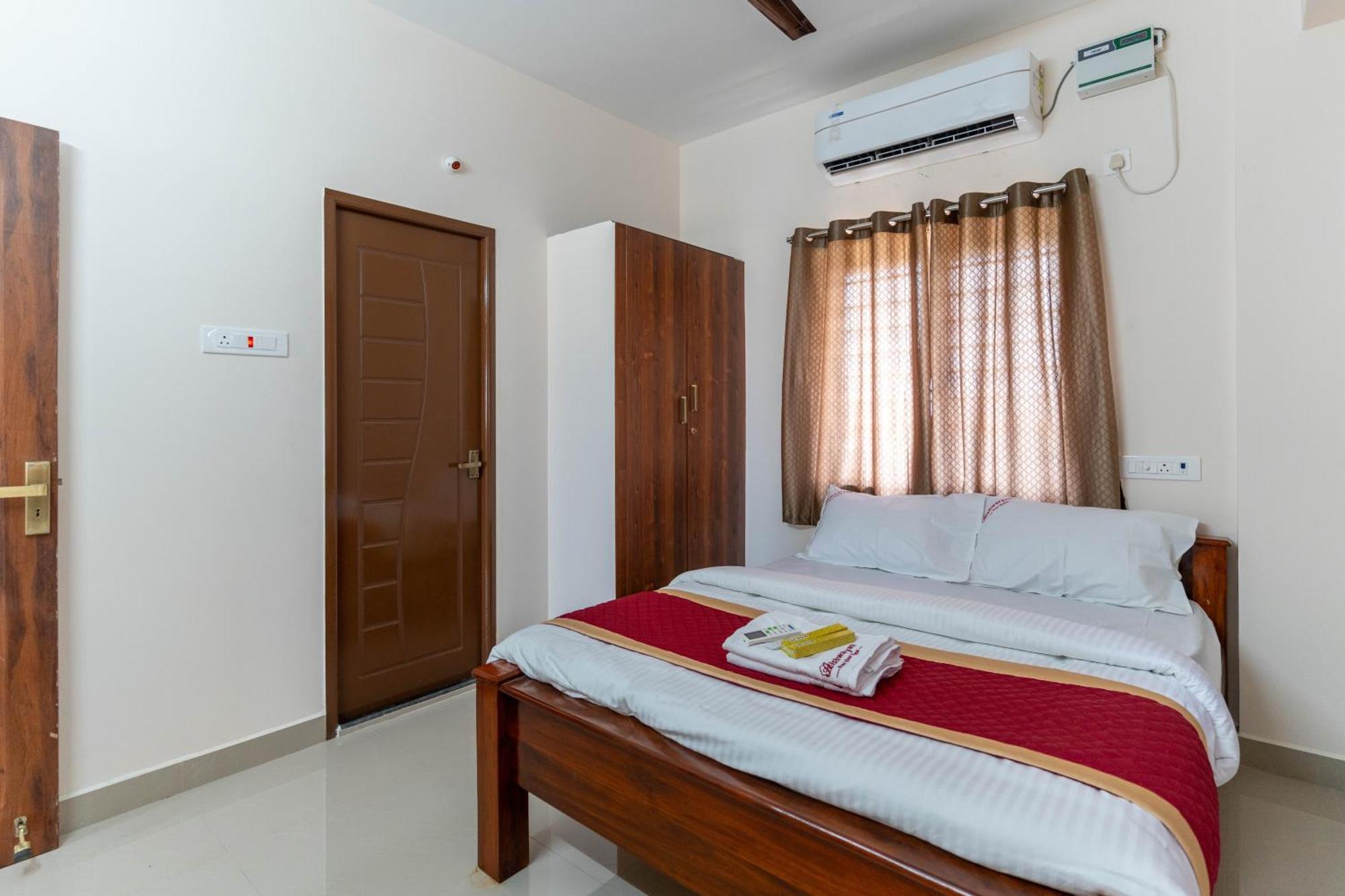Aishwaryam Service Apartment Chennai Exterior foto