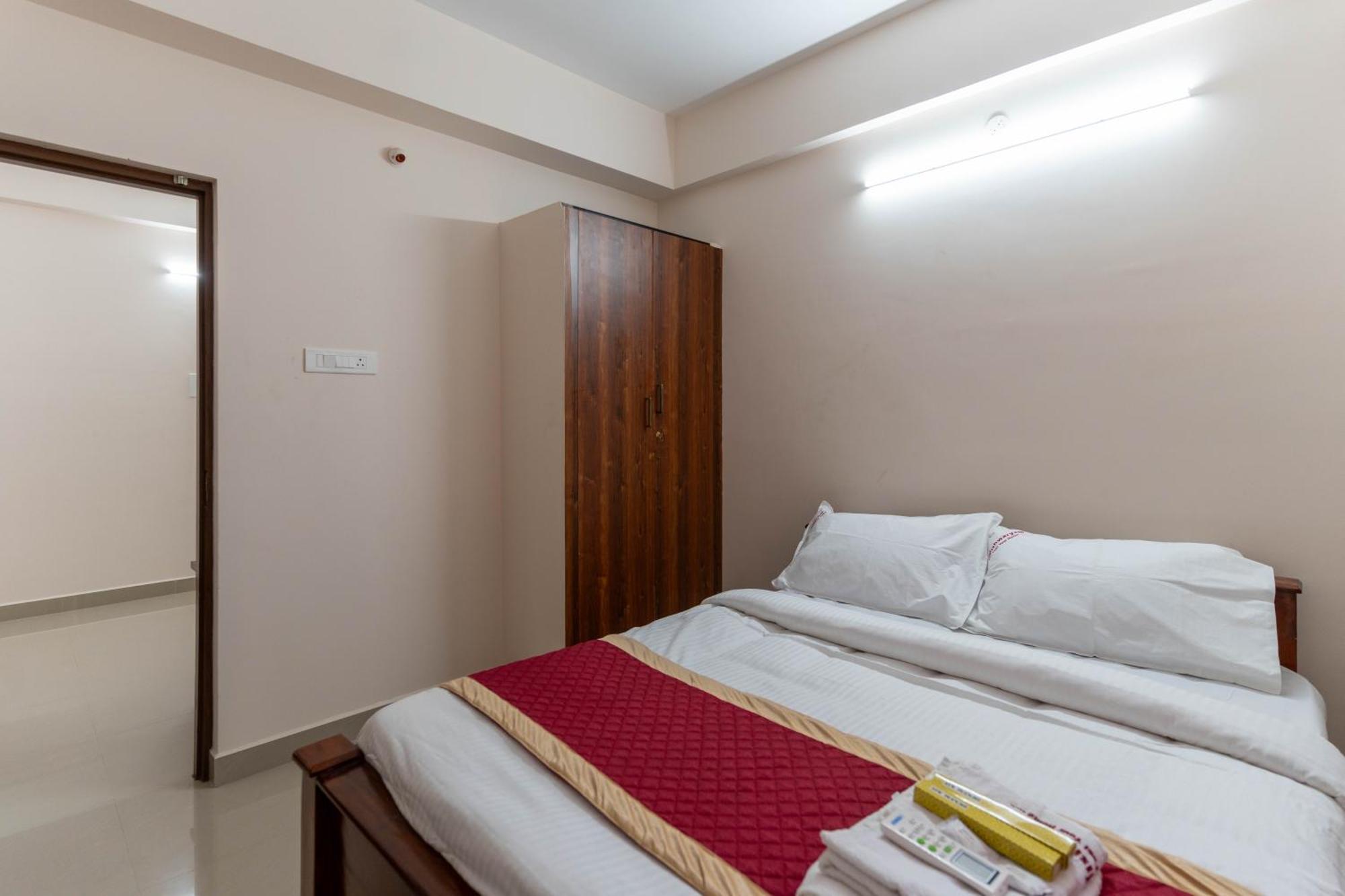 Aishwaryam Service Apartment Chennai Exterior foto