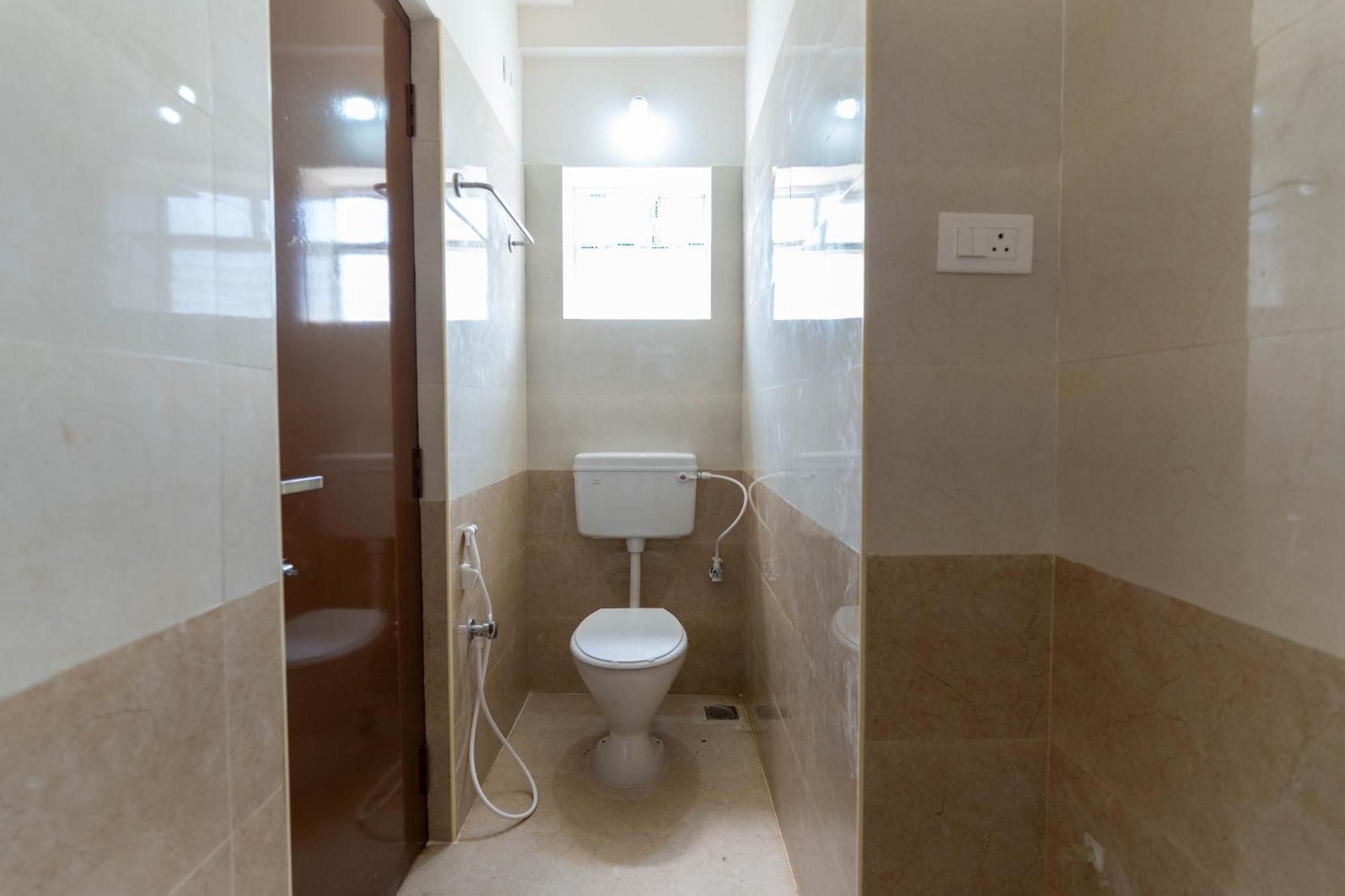 Aishwaryam Service Apartment Chennai Exterior foto