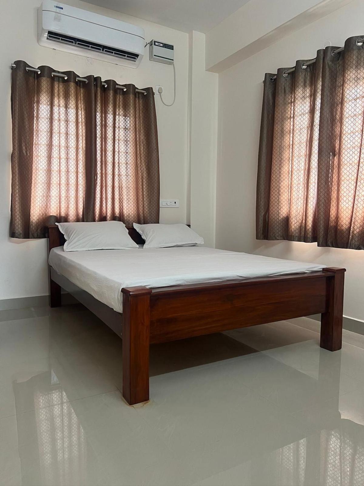 Aishwaryam Service Apartment Chennai Exterior foto